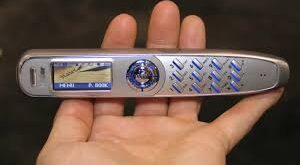 चीन ने बनाया था पेन जैसा मोबाइल, साइज देख दुनिया रह गई थी दंग, जानें तब कितनी थी कीमत