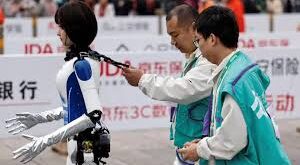 चीन में बना फीमेल रोबोट, दिखने में हू-ब-हू महिला जैसा, काम ऐसे कि रिसेप्शनिस्ट की भी कर दे छुट्टी