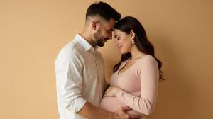 गर्भ संस्कार क्या है और प्रेग्नेंसी में इसके फायदे क्या हैं? एक्‍सपर्ट से जान‍िए सब कुछ