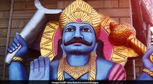 अगर जीवन में दिखें ये 7 संकेत, तो समझ लीजिए शनि देव आप पर मेहरबान हैं!