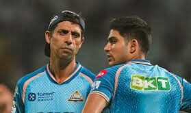 शुभमन गिल ने मैदान पर कर दी ऐसी गलती, गुस्से से झल्ला उठे आशीष नेहरा, कोच ने अपने कप्तान को भी नहीं बख्शा