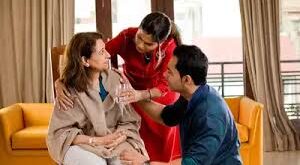 बीमार इंसान का ख्याल रखने वाले हो जाते हैं अंदर से खोखले, डॉ. ने कहा- केयर गिवर भूल जाते हैं खुद के लिए जीना