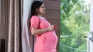 नॉर्मल डिलीवरी से डरकर महिलाएं खुद चुन रहीं सिजेरियन, कई मामलों में नहीं होती जरूरत