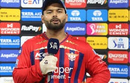 लखनऊ सुपर जायंट्स के कप्तान ऋषभ पंत पर एक्शन, सीएसके के खिलाफ जीतने के बाद भी सजा मिली